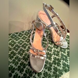 Kate Spade wynne sandals. Silver with pearls on the straps. Great condition.